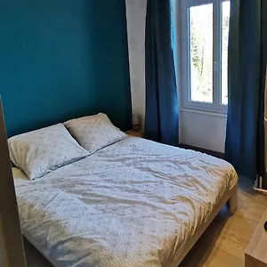 https://studio-2-personnes.hotels-rhonealpes.com